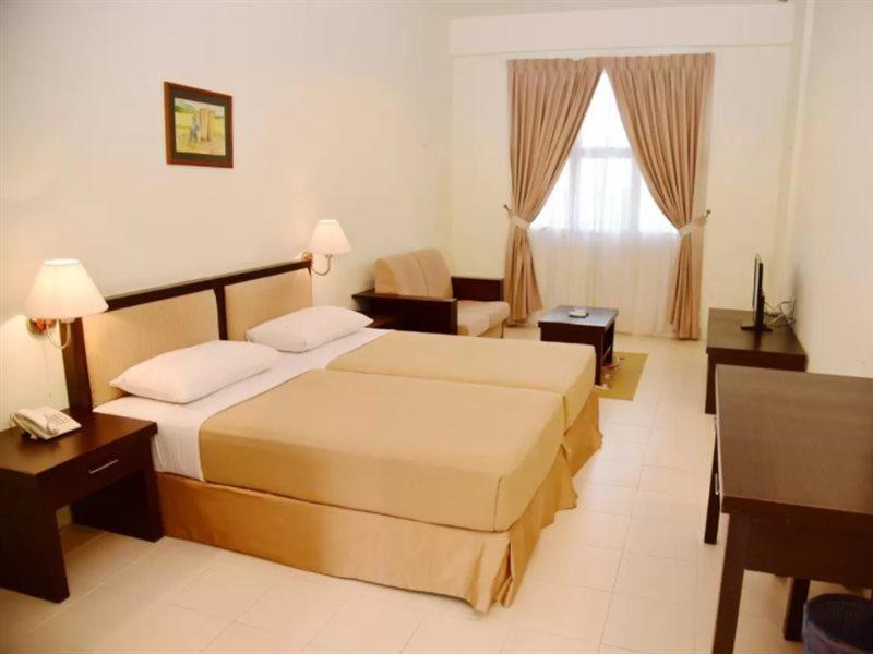 Bdb Darulaman Golf Resort Alor Setar Exterior foto