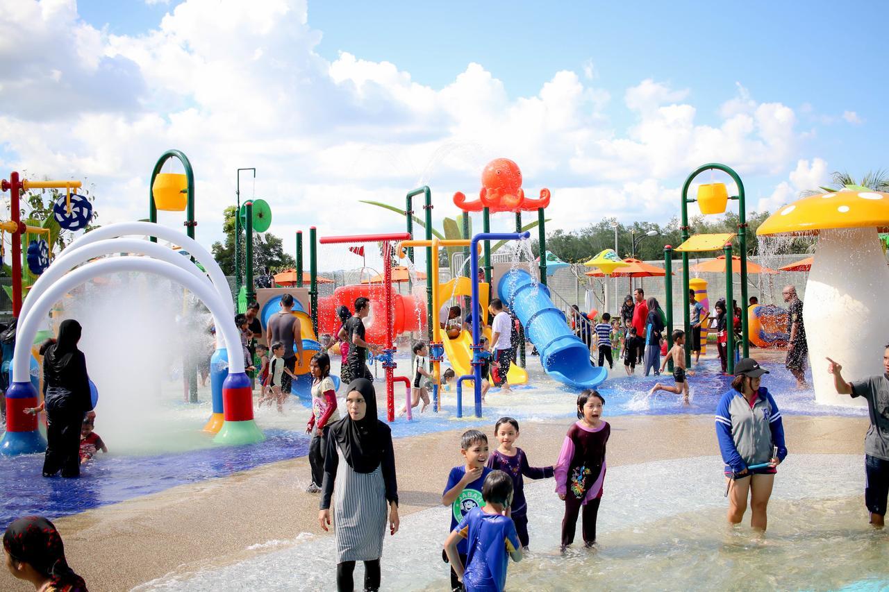 Bdb Darulaman Golf Resort Alor Setar Exterior foto