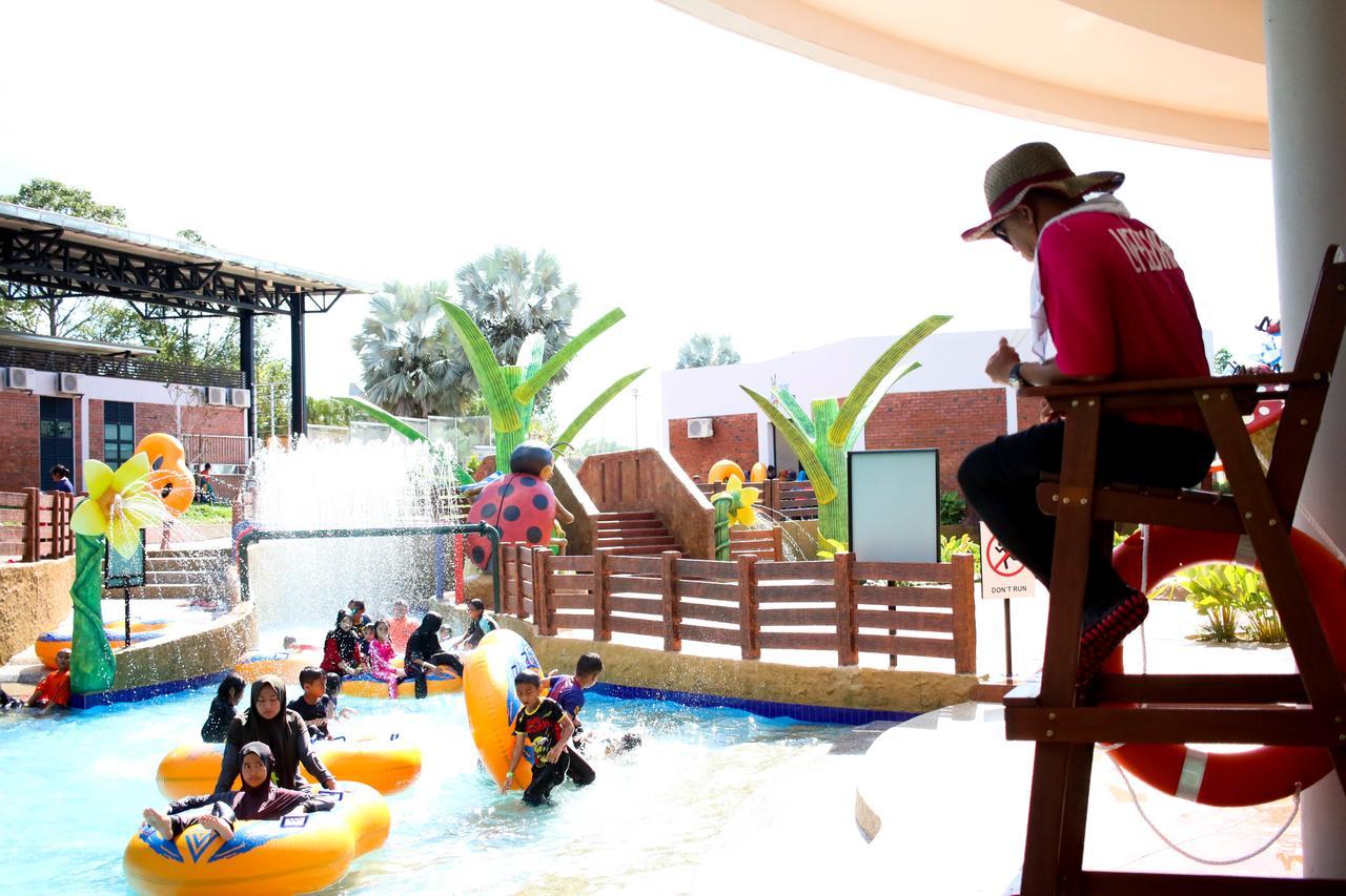 Bdb Darulaman Golf Resort Alor Setar Exterior foto