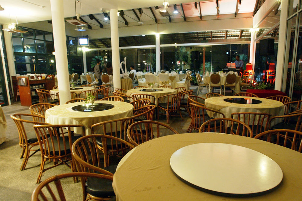 Bdb Darulaman Golf Resort Alor Setar Exterior foto